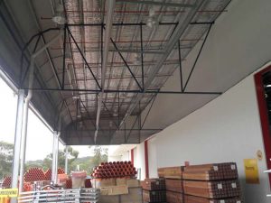 Barreiras físicas contra pombos